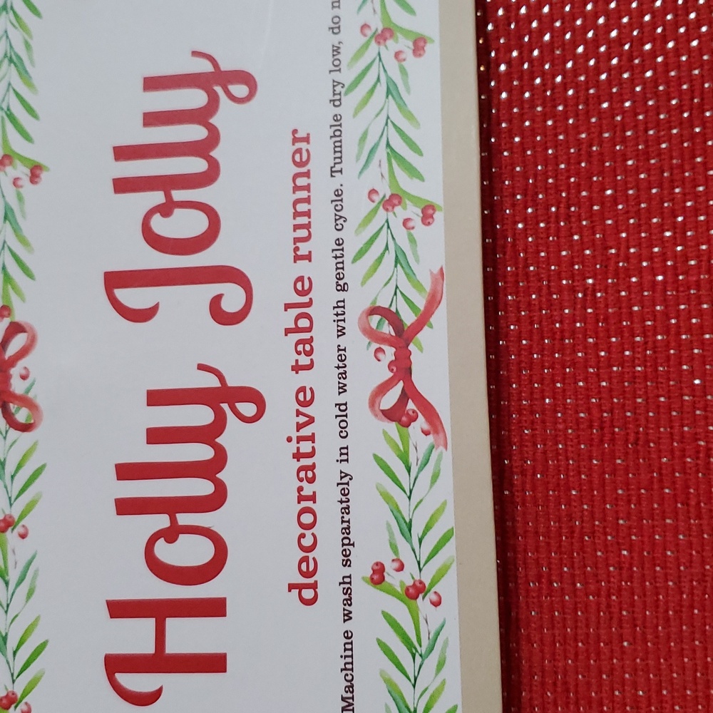 Holly Jolly Christmas Table Runner red - Picture 5 of 5